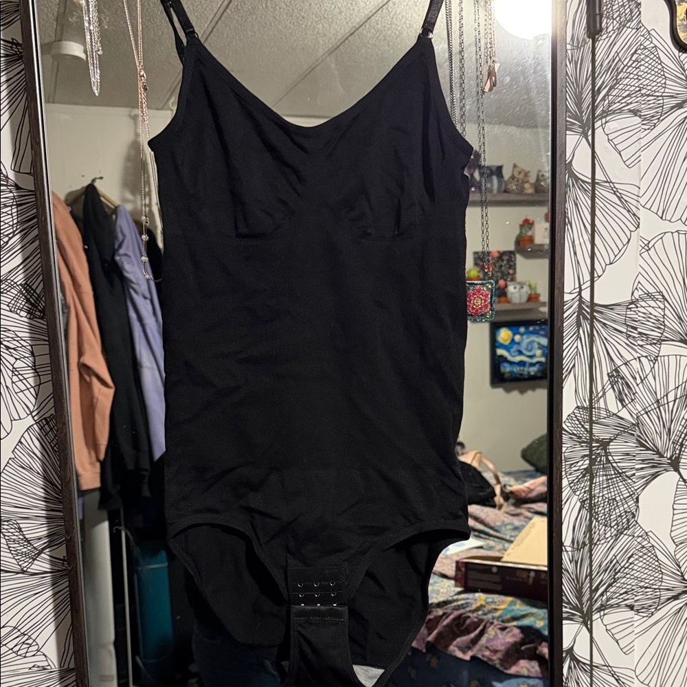 Elegant Black Women's shape wear